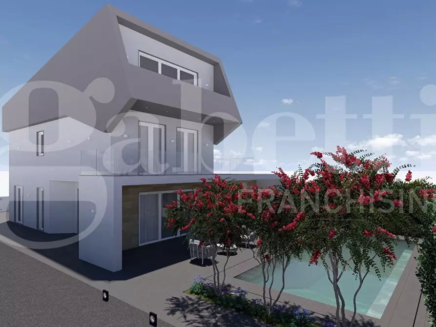 Immagine 2 di Casa indipendente in vendita  in Via Levanzo, 2 a Ragusa