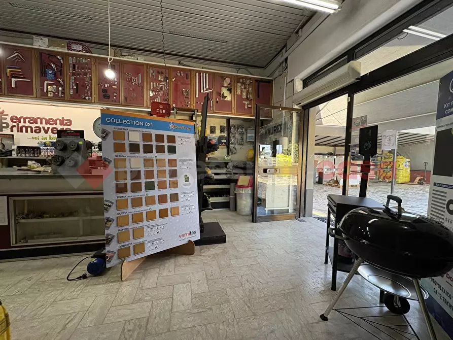 Immagine 38 di Attività commerciale in vendita  in Via TERRACINA, 52 a San Felice Circeo