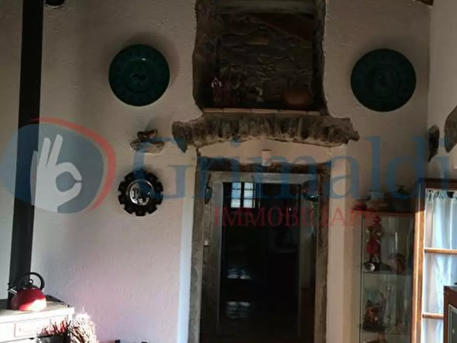 Immagine 7 di Rustico / casale in vendita  in Via Caprio, 1 a Filattiera