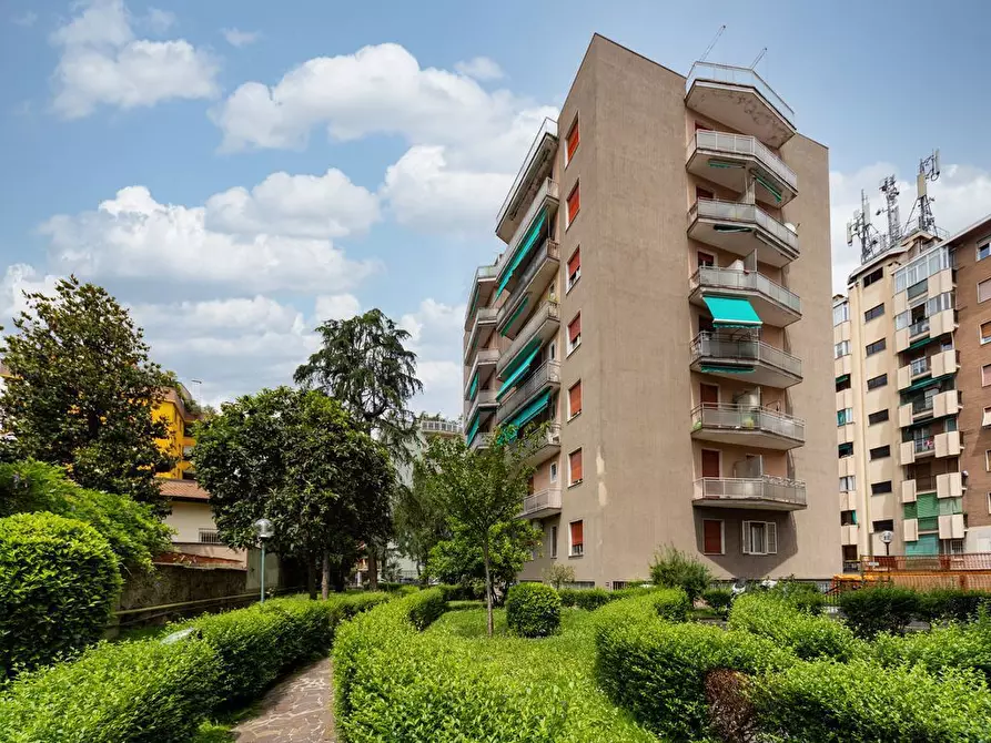 Immagine 34 di Appartamento in vendita  in Via ULISSE SALIS, 28 a Milano