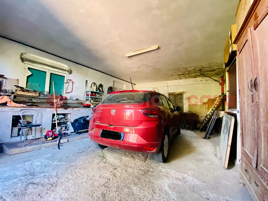 Immagine 22 di Villa in vendita  in Via Pulpiano a Viano
