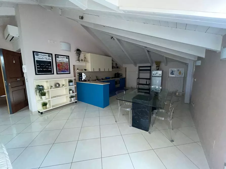 Immagine 28 di Villa in vendita  in Via campagna a Giugliano In Campania