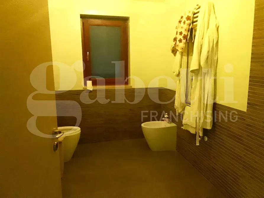 Immagine 14 di Attico in vendita  in Via KELLER a Taranto