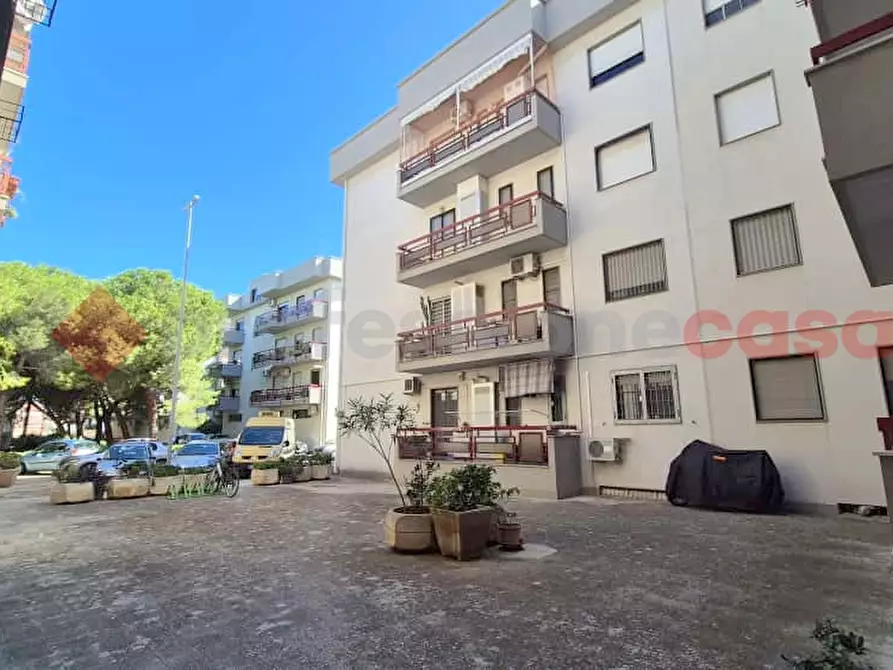 Immagine 2 di Appartamento in vendita  in Via CHIANTERA a Monopoli