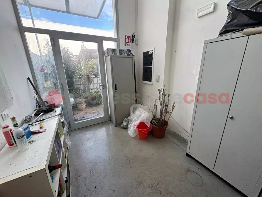 Immagine 14 di Capannone industriale in vendita  in Via DEI LEGNAIOLI a Prato