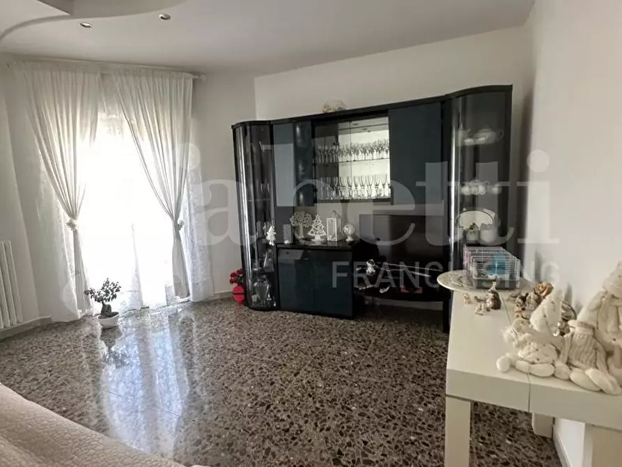Immagine 5 di Appartamento in vendita  in Via Raffaele Braico a Ostuni