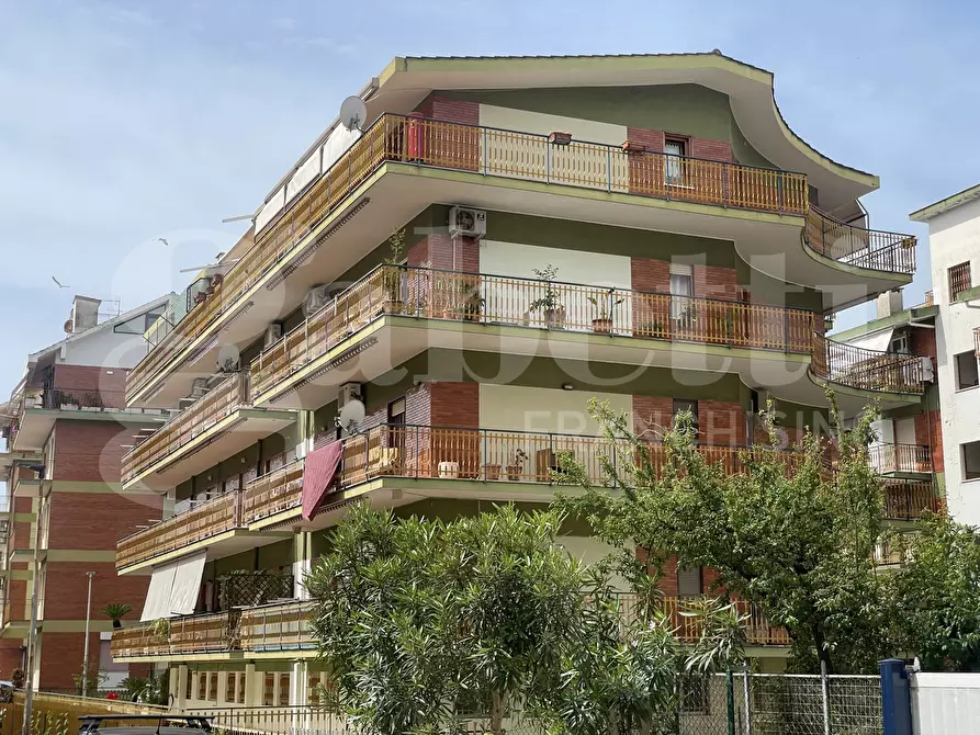 Immagine 29 di Attico in vendita  in Via Belluno, 7 a Gaeta