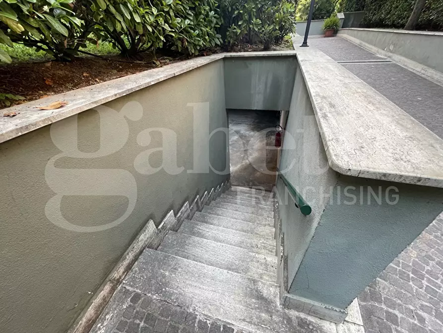 Immagine 11 di Box auto in affitto  in Viale CittÃ  d'Europa, 657 a Roma