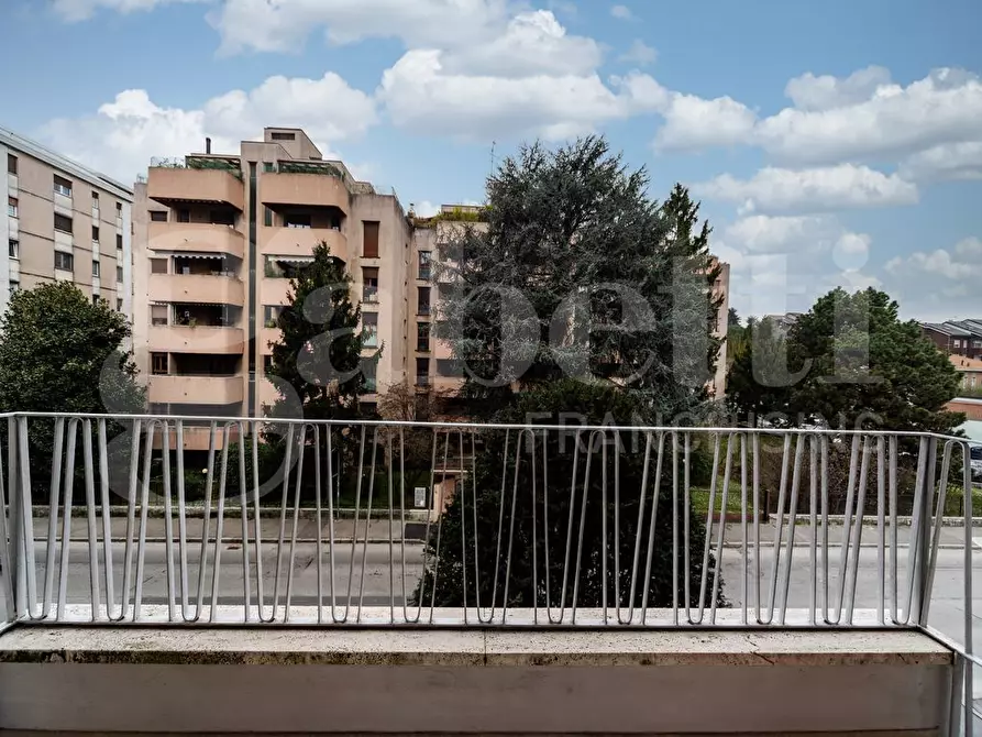 Immagine 21 di Appartamento in vendita  in Via Felice Cavallotti, 99 a Monza
