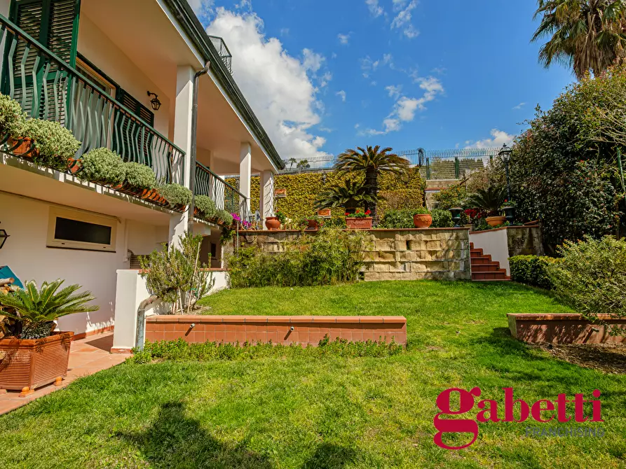 Immagine 46 di Villa in vendita  in Via Montenuovo Licola Patria, 138 a Pozzuoli