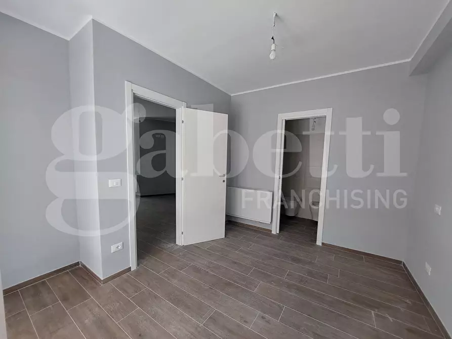 Immagine 3 di Appartamento in vendita  in Via Firenze, 4 a Alba Adriatica