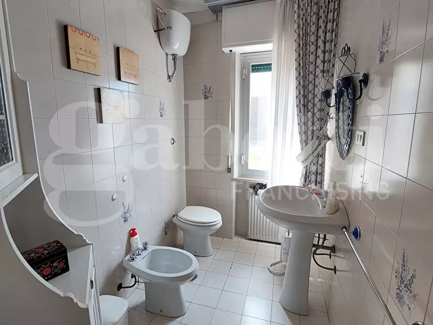 Immagine 18 di Appartamento in vendita  in Viale della Vittoria, 32 a Alba Adriatica