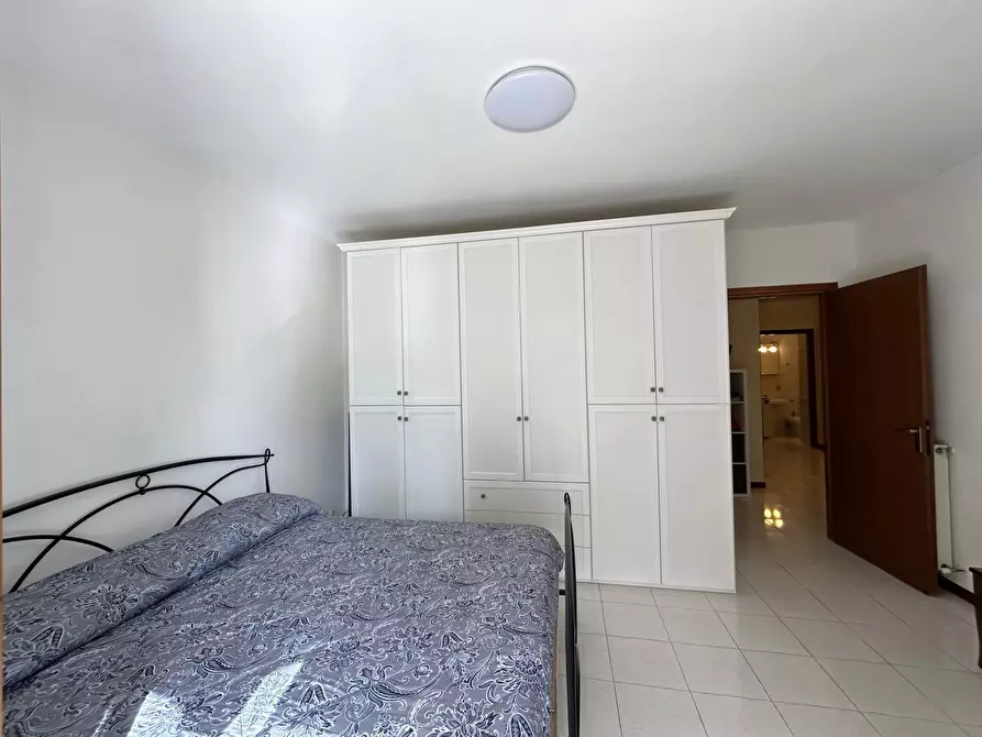 Immagine 24 di Appartamento in vendita  in Via di Decima, 256 a Roma