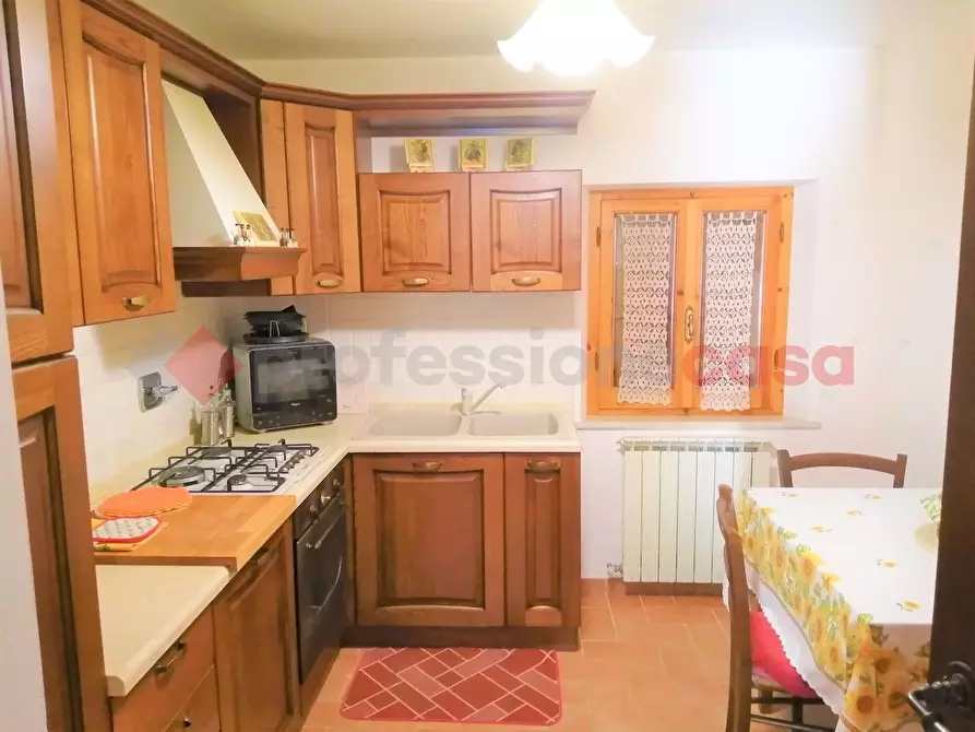 Immagine 2 di Casa indipendente in vendita  in Via Baiano a Spoleto