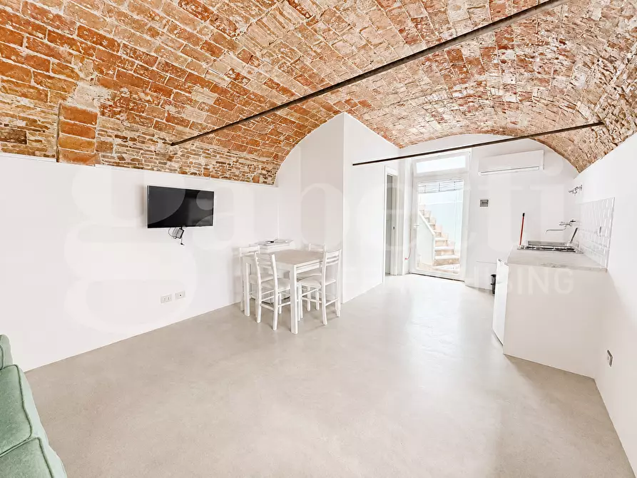 Immagine 3 di Loft/Open space in vendita  in Corso Europa a Finale Ligure