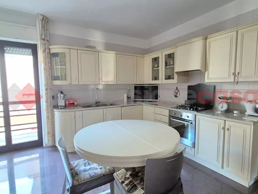 Immagine 6 di Appartamento in vendita  in Via CHIANTERA a Monopoli