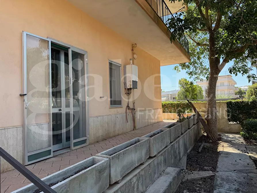 Immagine 7 di Appartamento in vendita  in Viale delle americhe, 67 a Ragusa