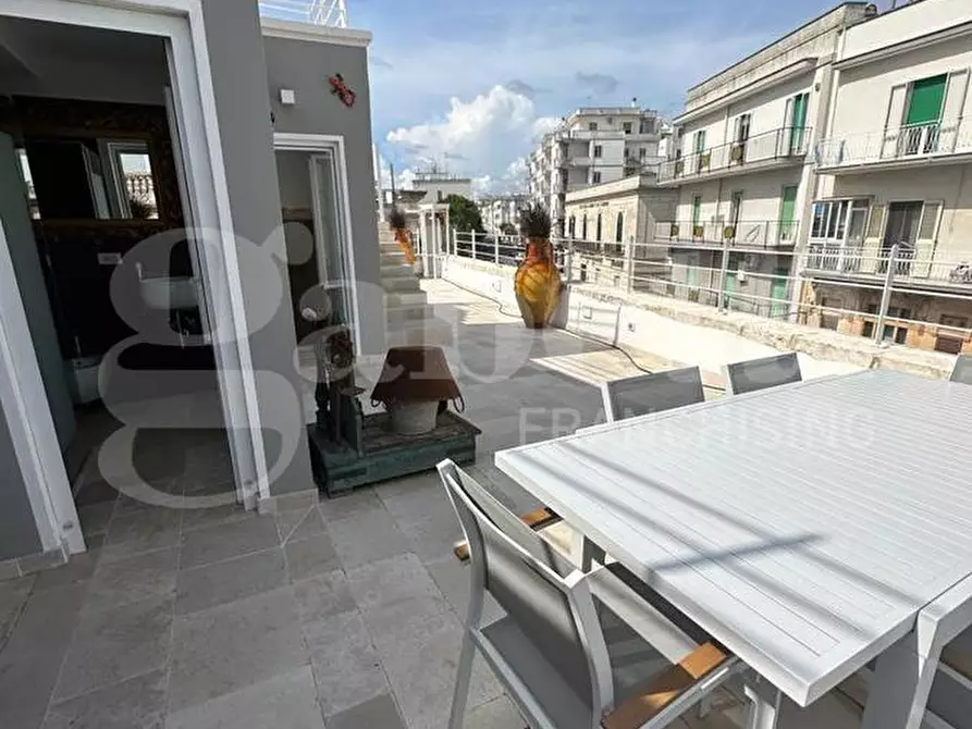 Immagine 44 di Casa indipendente in vendita  in Via Prof. Pietro Pignatelli, 9 a Ostuni