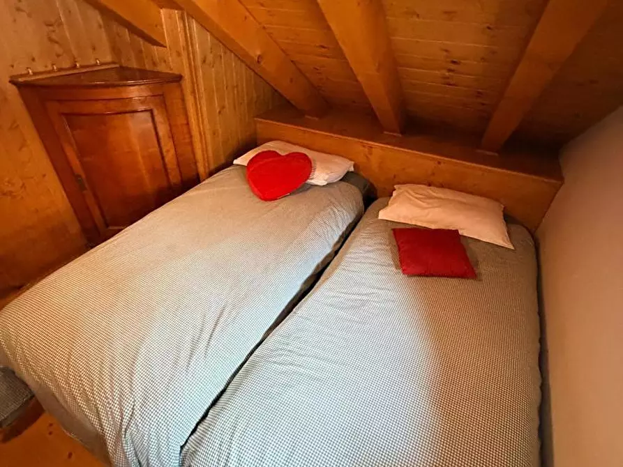 Immagine 19 di Appartamento in vendita  in Via ROMA, 42 B a Ponte Di Legno