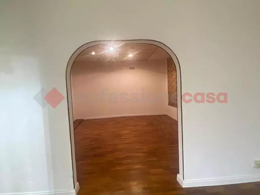 Immagine 7 di Negozio in affitto  in Via G. da Empoli a Empoli