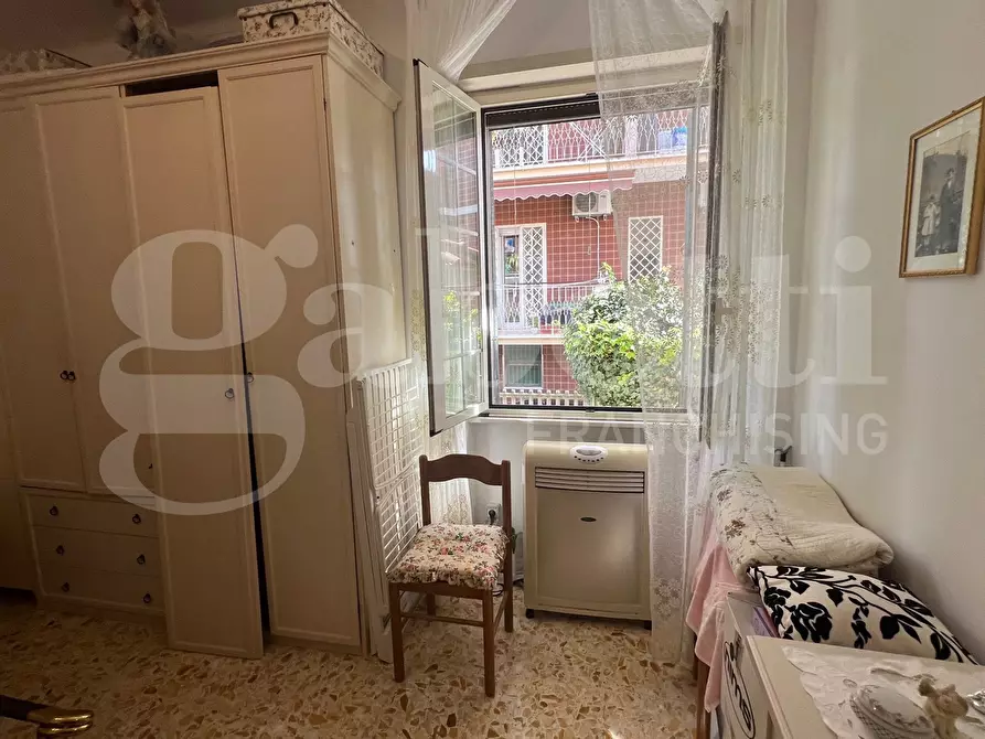 Immagine 33 di Appartamento in vendita  in Via Rosasco, 42 a Roma