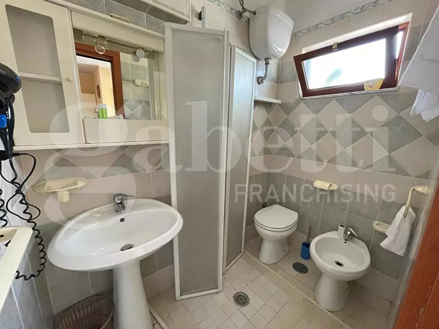 Immagine 6 di Appartamento in vendita  in Vico 11 Lungomare G. Caboto, 41 a Gaeta