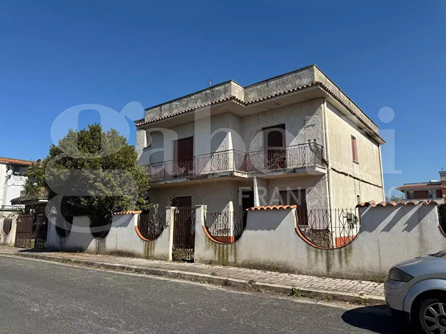 Immagine 4 di Villa in vendita  in Via Apollo, 19 a Latina