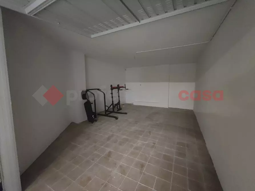 Immagine 1 di Box auto in affitto  in Via Bruno Buozzi, 26 a Capraia E Limite