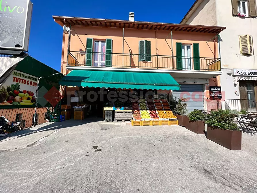 negozio in vendita a Spoleto