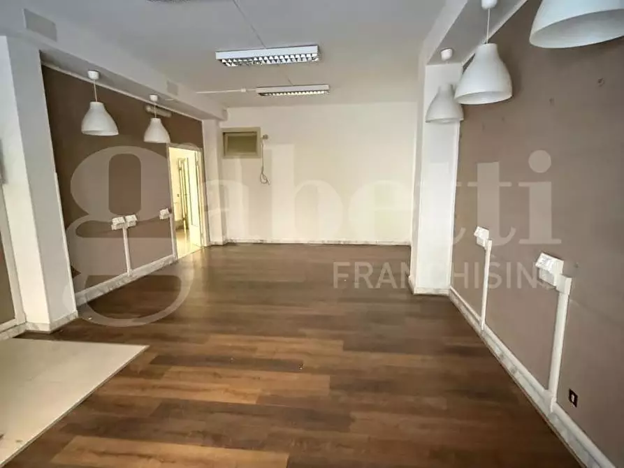 Immagine 13 di Ufficio in vendita  in Via dei salici, 65 a Rieti