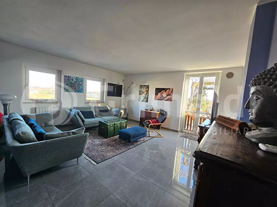 Immagine 7 di Appartamento in vendita  in Via GIUSEPPE UNGARETTI, NCS a Inverno E Monteleone