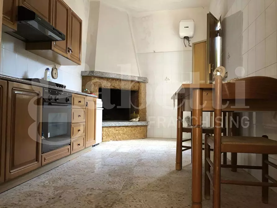 Immagine 18 di Casa indipendente in vendita  in Via Roma a Cannole