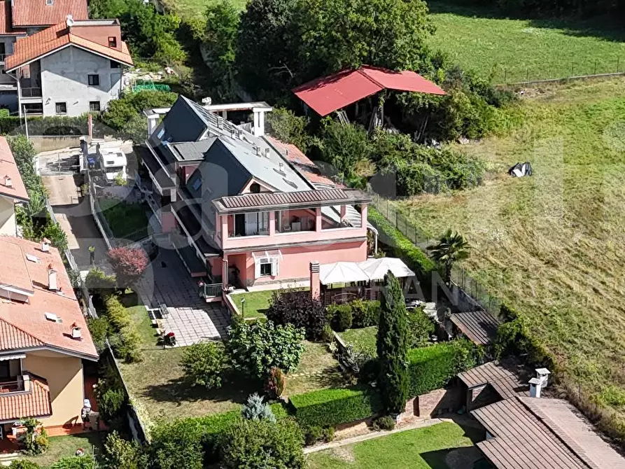 Immagine 2 di Casa bifamiliare in vendita  in Via Umberto I, 142 a Trofarello