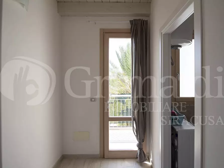 Immagine 2 di Villa in vendita  in Viale Eolie a Noto