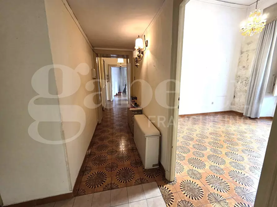 Immagine 20 di Appartamento in vendita  in Corso giuseppe garibaldi a Napoli