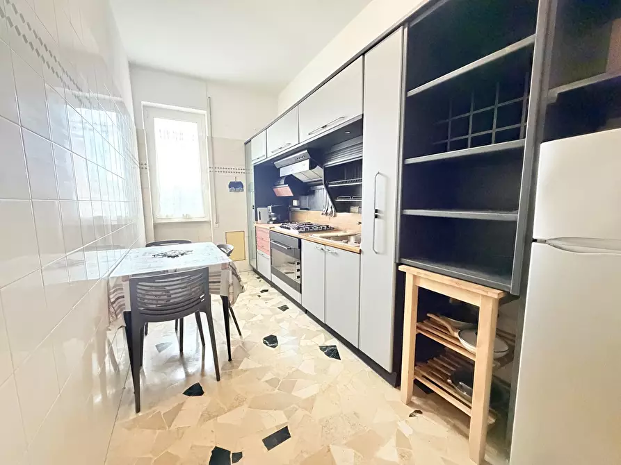 Immagine 9 di Appartamento in affitto  in Via Dante a Finale Ligure
