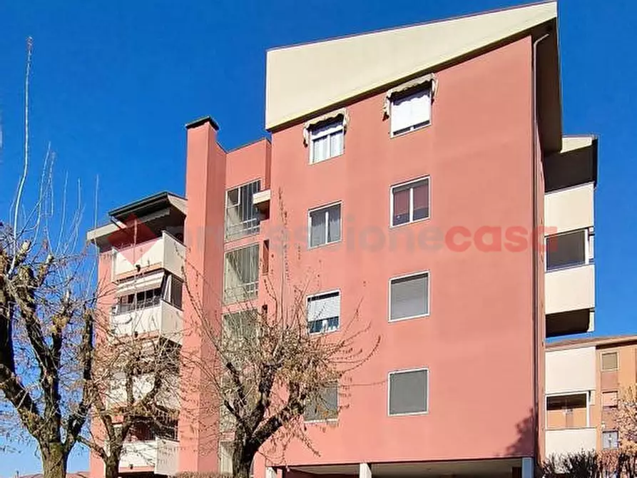 Immagine 6 di Appartamento in vendita  in Via PIETRO NENNI, 12 a Locate Di Triulzi