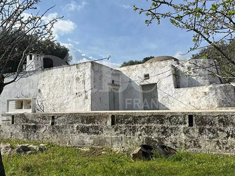 Immagine 1 di Villa in vendita  in Contrada Salinola, sn a Ostuni
