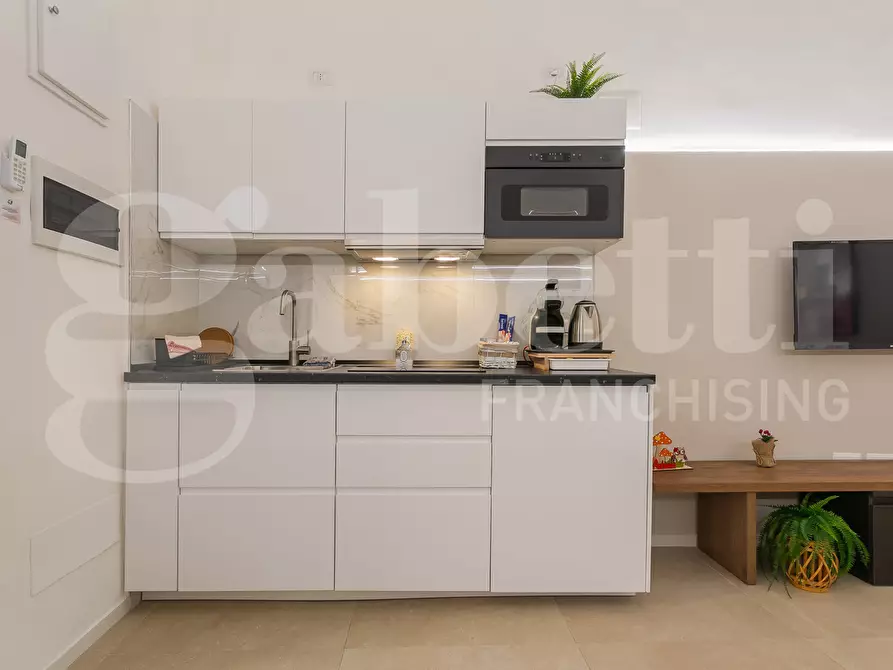 Immagine 4 di Appartamento in vendita  in Via NIZZA a Bari