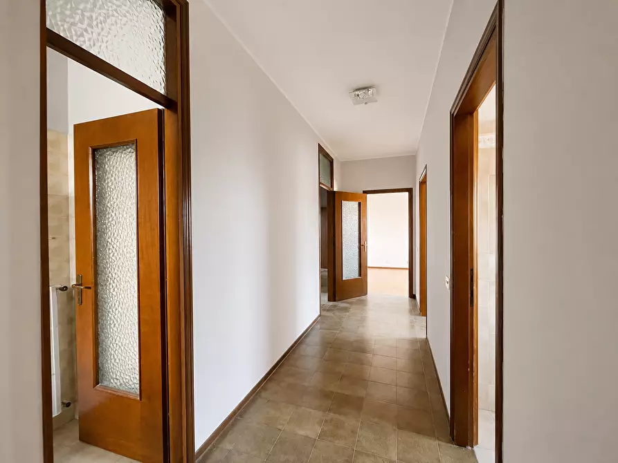 Immagine 7 di Appartamento in vendita  in Via Avis, 14 a Chiari