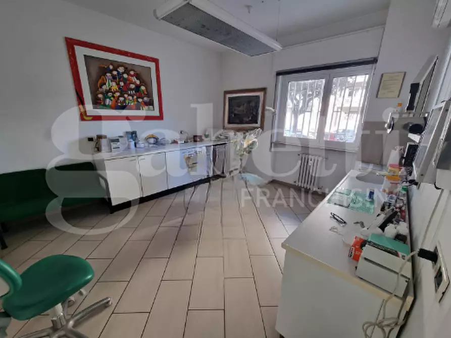 Immagine 7 di Appartamento in vendita  in Via della Resistenza a Bari