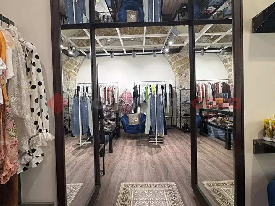 Immagine 24 di Attività commerciale in vendita  in Via ROMA, 113 a Terracina