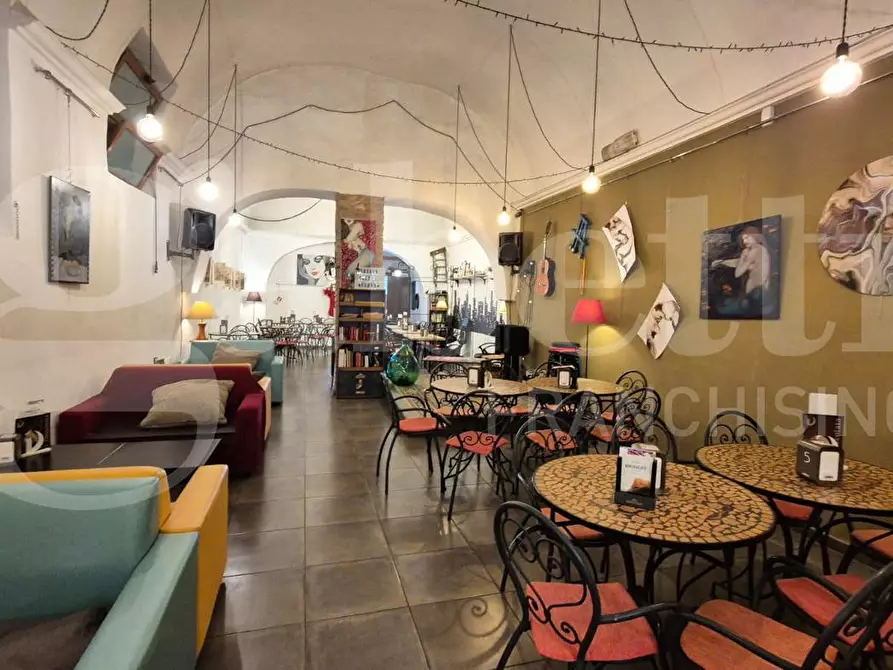 Immagine 10 di Bar / Ristorante in vendita  in Corso Vittorio Emanuele, 321 a Torre Annunziata