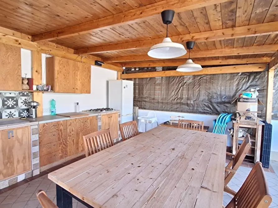 Immagine 3 di Appartamento in vendita  in Vico Castrucci a Napoli