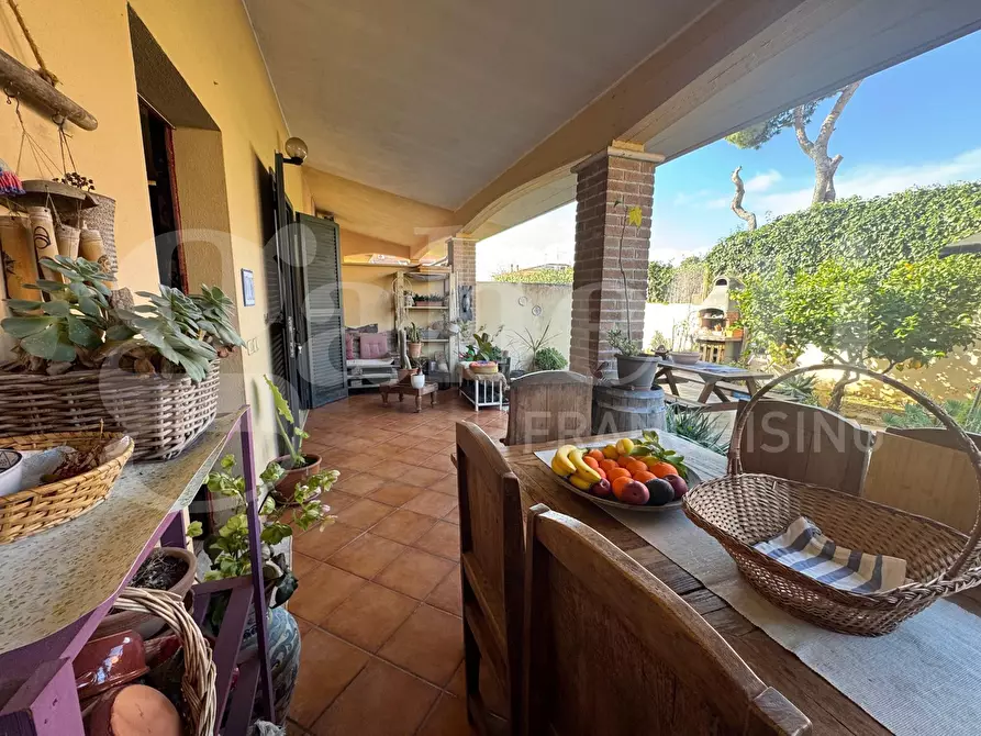 Immagine 5 di Casa trifamiliare in vendita  in Via dora baltea, 6 a Ardea