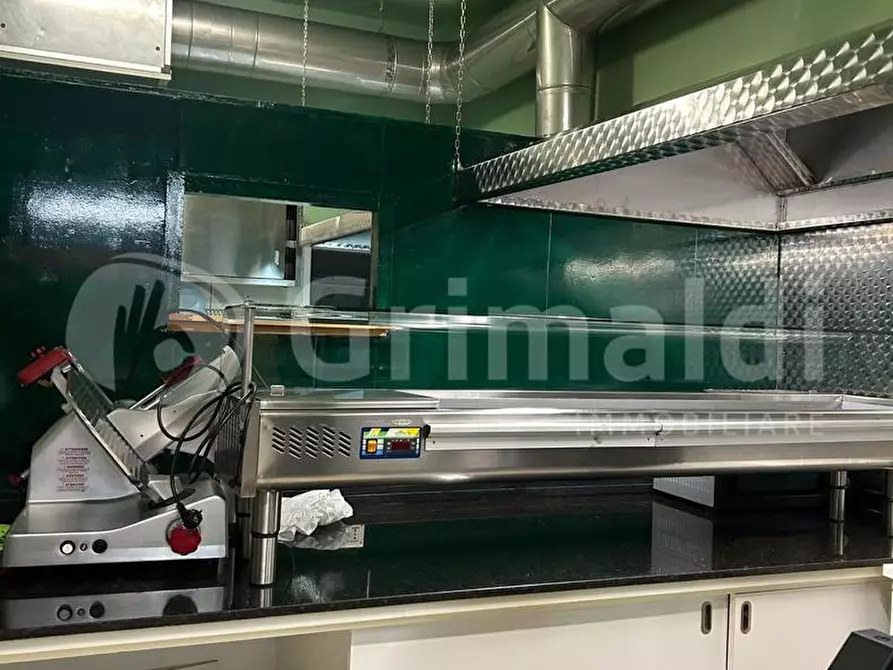 Immagine 32 di Attività commerciale in vendita  in Piazza napoli  milano marittima, 13 a Cervia