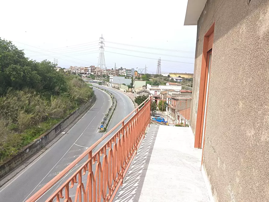 Immagine 11 di Palazzo in affitto  in Via San filippo del mela, Via Corriolo Nazionale, 196 a San Filippo Del Mela