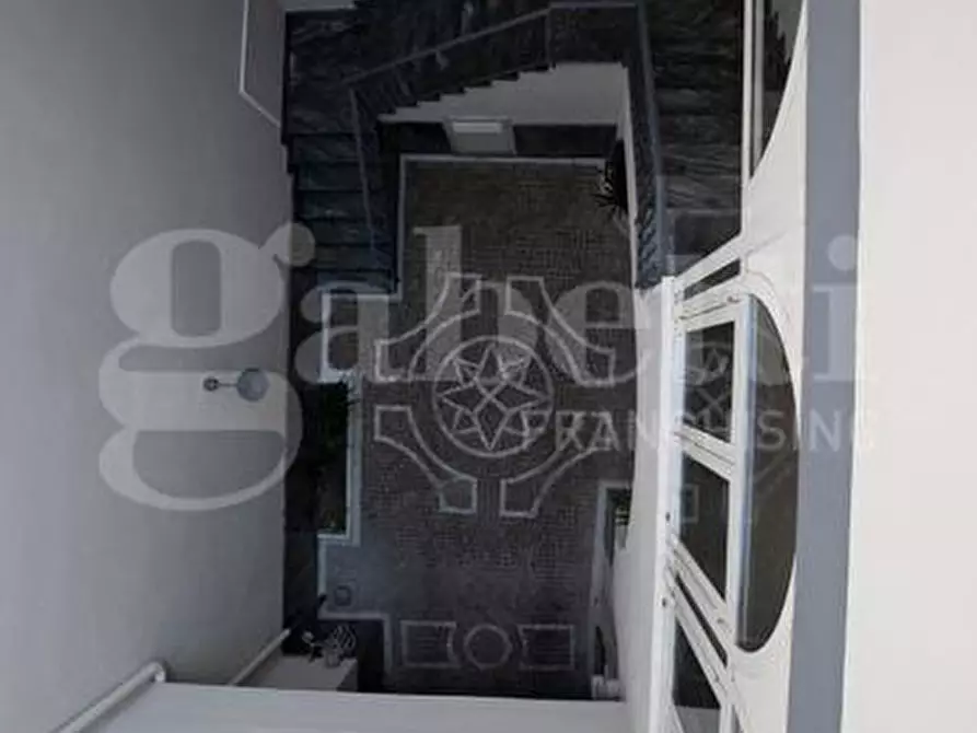 Immagine 30 di Casa indipendente in vendita  in Corso Durante a Frattamaggiore