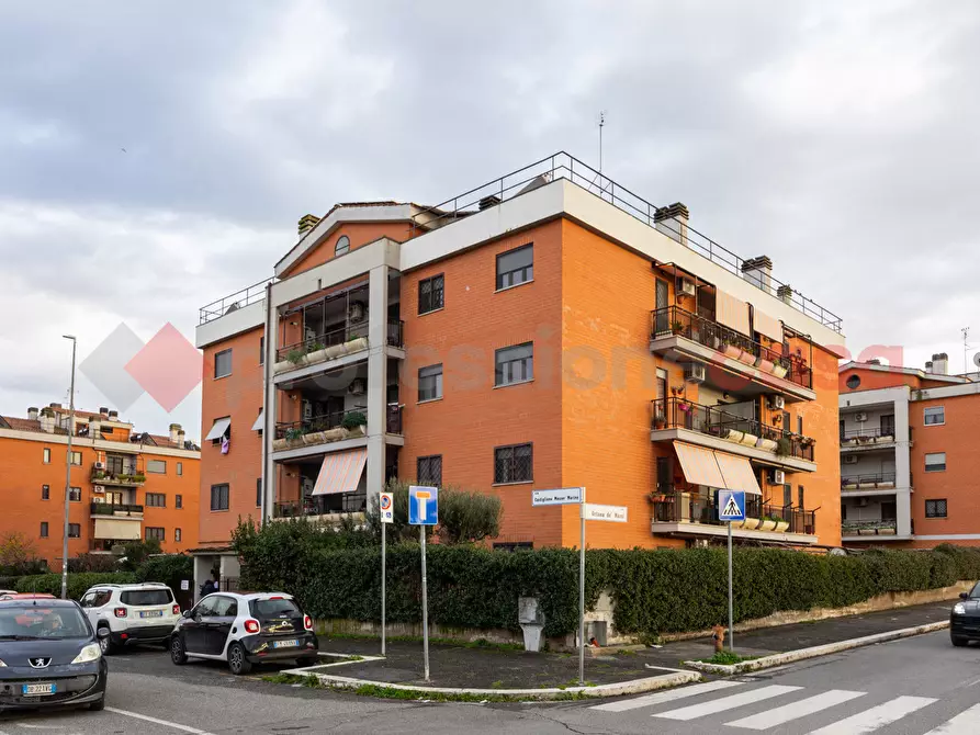 Immagine 2 di Appartamento in vendita  in Via Castiglione Messer Marino a Roma