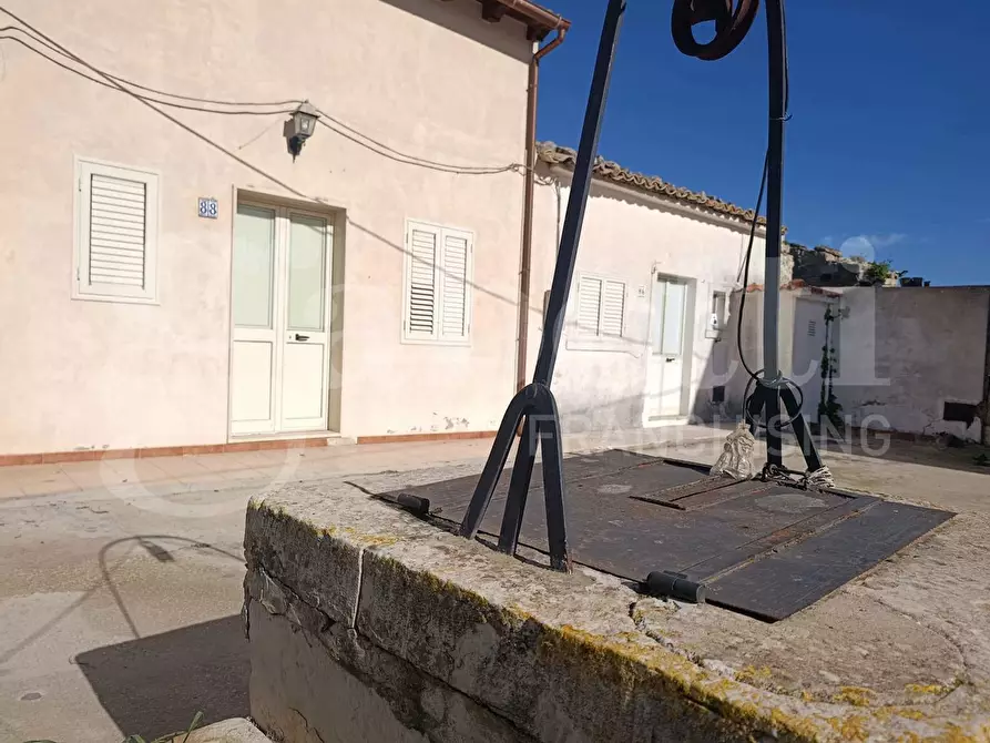 Immagine 17 di Casa indipendente in vendita  in Via CASE MARGI, 24 a Comiso